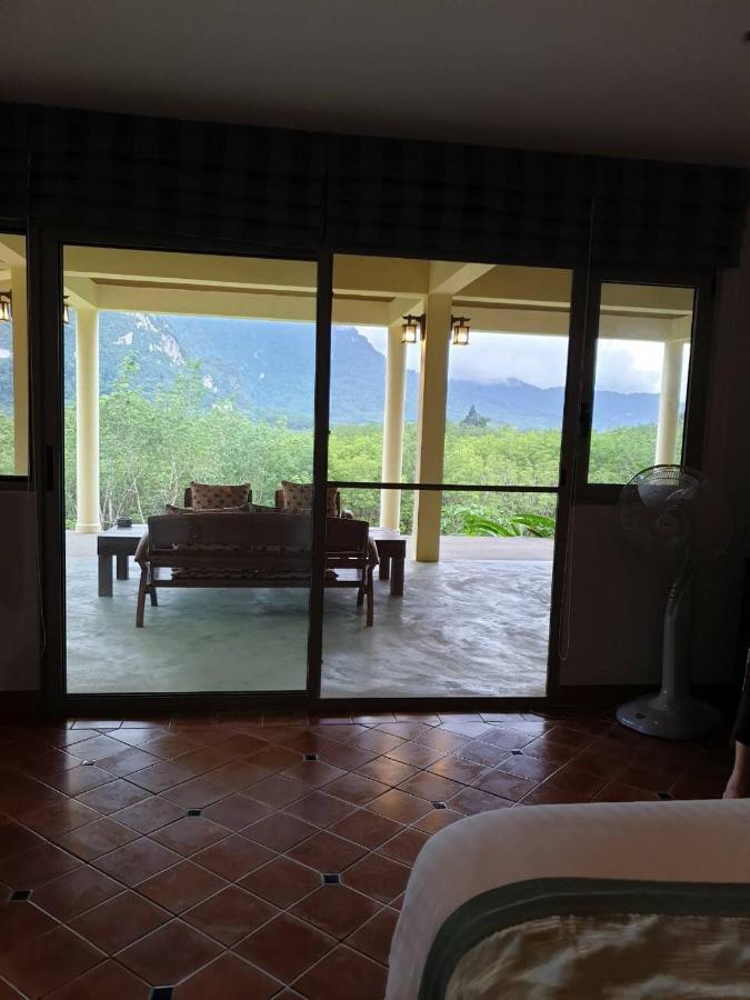 Billion Views Khaosok Homestay Khao Sok National Park Экстерьер фото