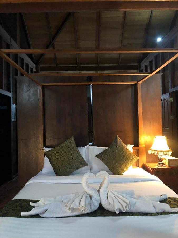 Billion Views Khaosok Homestay Khao Sok National Park Экстерьер фото